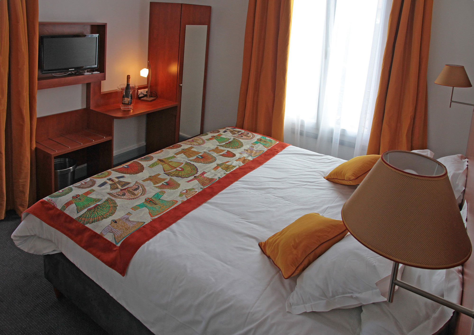 Best Western Hotel Centre Reims Bagian luar foto